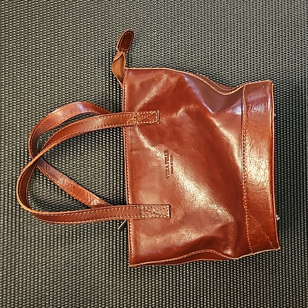 Vera Pelle leather bag